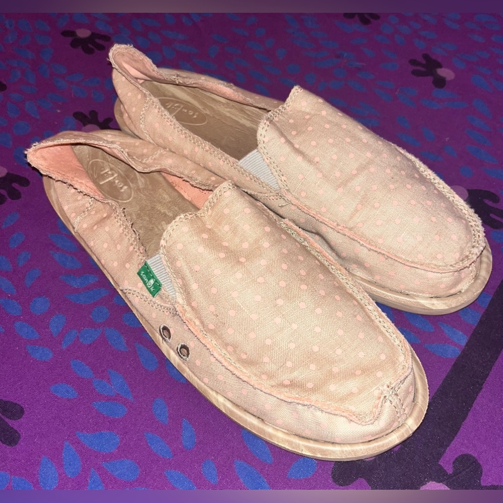 Like New Sanuk Donna "Hot Dotty" Polkadot Sidewalk Surfer - Women's 11